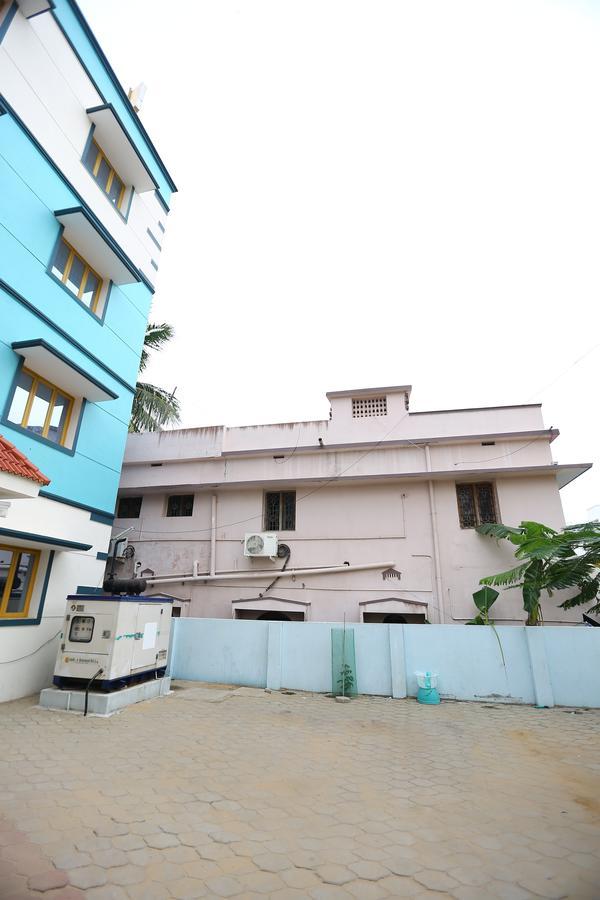 Hotel Abirami Residency Tirukkadaiyur Zewnętrze zdjęcie